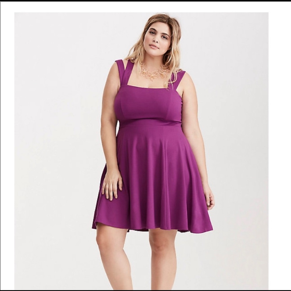 TORRID size 14 strapped point dress